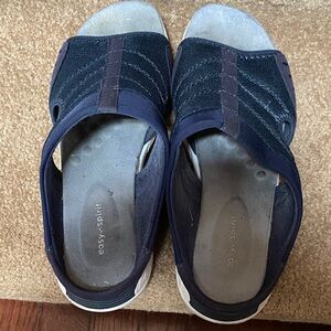 Easy Spirit Black and Gray Slip-On Sandals